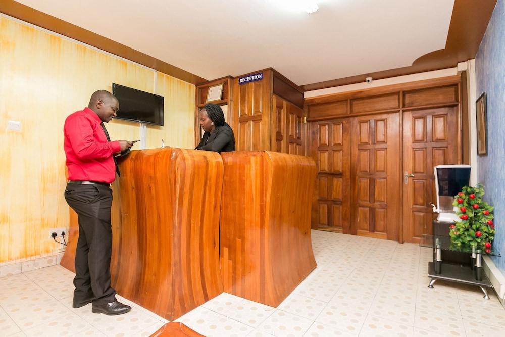 Upperhill Blueberry Hotel ナイロビ エクステリア 写真